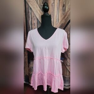 Ashley Judd Pink/Light Ombre V-Neck Top (Medium)